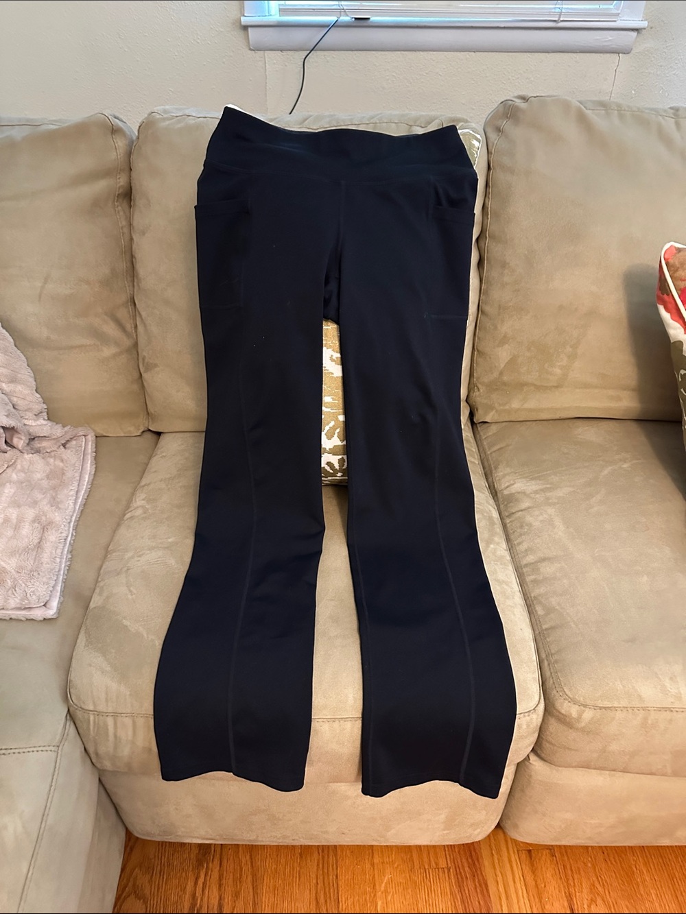 Skechers walking pant.